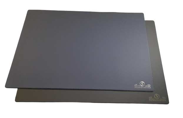 Mata robocza pod monety na biurko GRANATOWA